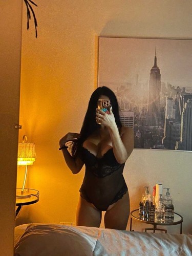 (408)692-3330 is Caucasianand offers nuru massages, asian massage, bodyrubs in San jose and available for both on rubrankings I offer Exclusive Sensual Massage Experience🥂
Step into a private world of heat,🥵 touch, and temptation.
Dim lights, warm 😏oil, and slow, intimate body-to-body🥵 movements create an atmosphere where tension dissolves and desire awakens.
Every motion ☺️is deliberate, unhurried, and deeply sensual — designed to relax your body while teasing your senses.
A luxurious, discreet experience focused on connection🌴, pleasure👅, and complete surrender.

🍾Please be respectful on your inquiries.I Carter only upscale gentlemen for sensual massage.Feel free to inquire about my rates and different massage styles.
 
