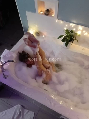 (817)330-0671 is Caucasianand offers nuru massages, asian massage, bodyrubs in Fort worth and available for both on rubrankings Hey Handsome,Nothing gets the weekend here quicker than  a BIG RELEASE  &  SUM TLC. with a beautiful and sexy vixen! Contact me today and let me help you slide into the weekend with a big smile on your face.Ask me about my Hump Day Special!