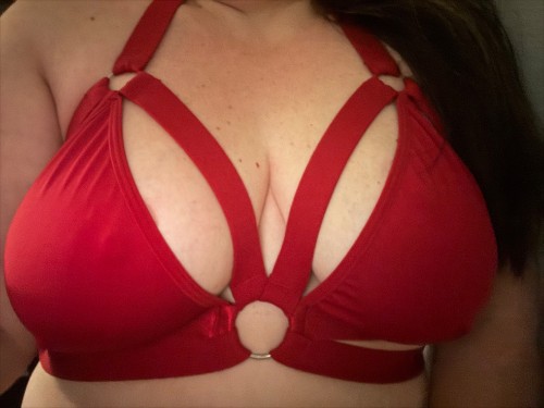(214)795-4160 is Latinoand offers nuru massages, asian massage, bodyrubs in Dallas and available for incall on rubrankings Hello, my loves—I'm glad you're here. I have unscented oil and warm towels waiting for you; together with my hands, they're the perfect combination and the ideal therapy to release your accumulated stress. My photos are real, and my space is safe and convenient for you.

The Payments can be in Cash, CashApp or Card, no deposit required. Scheduling with me is super easy, I'm just a tap away from your text message. I hope you come to me soon baby.

Sessions available in 30 or 60 minutes for massage, appointments open from 9am to 7pm every day of the week (Monday to Sunday).

Rates FBSM: 
30 minutes 200$
60 minutes 300$

* Adults only (not minors).
* By appoiment. 

Thank you babys 

Tory 😘
