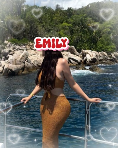 Brand New Latinas Romina! & Emily!