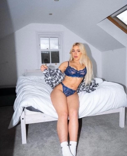 (765)469-1930 is 0and offers nuru massages, asian massage, bodyrubs in  and available for both on rubrankings I am Laura foose , a perfect hands and body waiting to make your day better .
With life and the stress of its brings what is better than pamper yourself with a magical sensual massage .
My place is a very sanitized environment and always use fresh linen. We live in a stressful World, therefore I offer the most relaxing sessions that will destress you, with a choice of Deep tissue and Swedish-soft massage, be generous $ and mature.My hands works like magic only text I don’t respond to calls
Phone: +1(765)469-1930
Telegram:@laurafoose 
