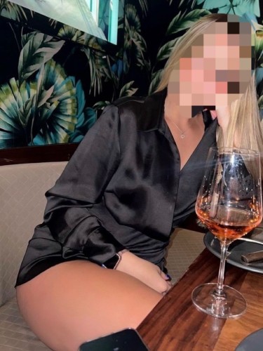 (208)510-2162 is Latinoand offers nuru massages, asian massage, bodyrubs in Dallas and available for incall on rubrankings Hello, gentleman! Come meet me—I would be happy and delighted to see you! I’ll give you a wonderful massage that will leave you completely satisfied. Let yourself be pampered in a unique way; you’ll enjoy lovely company and a truly relaxing experience. If you’d like to set up an appointment, just send me a message—I’ll be keeping an eye out for it! 
   

• A personalized approach—because every body deserves special care


Clean private suite 
Parking space 

 Donation is for my time only
 No inappropriate texts
By appointment only 

Warm towels 
Warm Unscented lotion /oil
Cc / Cash   
Book now! 
 English /español

 Ghisella 🔅

180 hh 
260 hr
150 Qv 