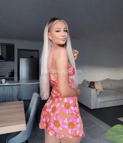 (786)480-2601 is Caucasianand offers nuru massages, asian massage, bodyrubs in Chicago and available for both on rubrankings Hello ..My name is Alexis - I am a fit, attractive and open-minded MILF offering an unforgettable sensual massage experience .. I host at upscale hotel in River North and travel to upscale hotels and condos in downtown .. Text last name and desired session time to 786-480-2601 - I look forward to hearing from you ..xo xo ...Alexis