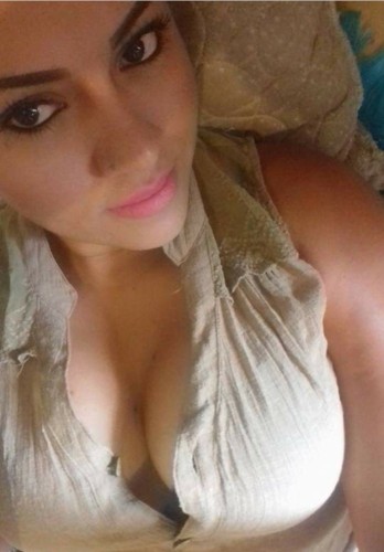 (713)810-9636 is Latinoand offers nuru massages, asian massage, bodyrubs in Houston and available for both on rubrankings Disponible ahora