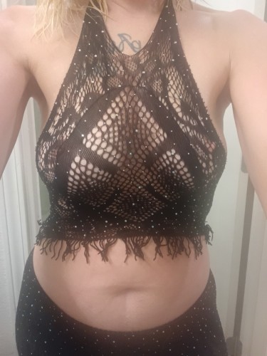 (678)754-9296 is Caucasianand offers nuru massages, asian massage, bodyrubs in Atlanta and available for both on rubrankings I specialize in Nuru and b2b. I provide a safe clean environment. My sessions are never rushed. I cater to upscale gentleman. 