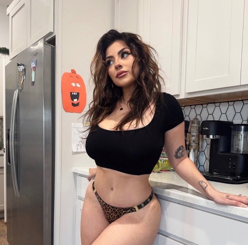 (219)242-9163 is Caucasianand offers nuru massages, asian massage, bodyrubs in Fort worth and available for both on rubrankings I work late nights and I'm always available for you. I am a professional escort dedicated to providing high-quality, discreet services and a comfortable experience. I value connection, respect, and satisfaction, and I always aim to make my time with clients enjoyable and memorable. I am looking for genuine men and women interested in meeting in person and spending quality time together. Your comfort and pleasure are my priority.