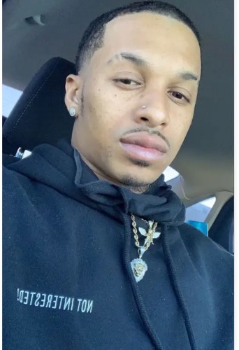 (432)847-2189 is Blackand offers nuru massages, asian massage, bodyrubs in Houston and available for both on rubrankings Hey there it’s Magnificent I’m here to please so if  you’re looking for peaceful relaxation with a nice soothing massage then book with me. Professional Vagina shaver as well. Ladies let me ease your mind and make your wildest fantasies come true. Full fill your every need with me. I have the mature skills of a pornstar to please a woman when it comes to desires. My time is not free but very worth it. Text me 432-847-2189 if you’re looking for a good time!! Subscribe to my Onlyfans.com/kingmallymalSnapchat: mal2playa