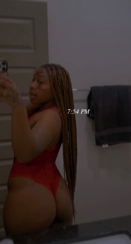 (405)892-0516 is Blackand offers nuru massages, asian massage, bodyrubs in Oklahoma city and available for incall on rubrankings Come Relax With Bunny ? 
I Offer Discreet service 
Come to me and let me ease
Your mind from a long day of work or just to get a break from the real world with a professional nuru massage
Very professional service 
Complementary shower after massage 
To verify FaceTime / snapchat 
send name age and occupation

CASH ONLY!! / No Deposits 
INCALLS ONLY 


My menu 
Basic
1. Hhr 150 
2. Hour 220 
3. Hour 1/2 300

FS
1. Hhr 250
2. Hour 320
3. Hour 1/2 450