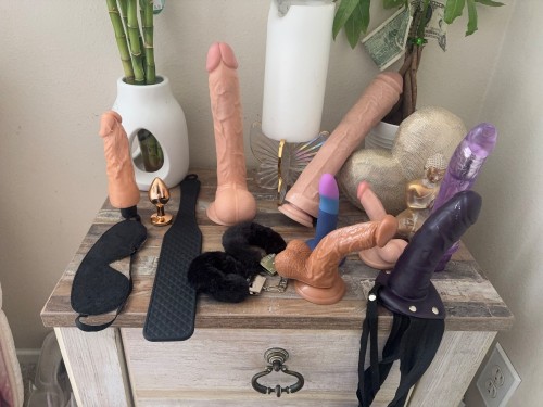 (818)443-8594 is Blackand offers nuru massages, asian massage, bodyrubs in Los angeles and available for incall on rubrankings Thick brown skin beauty 
Private upscale incall I’m located in Woodland Hills area 
Massage table 
Massage oil / 
Full Body full service 
Toys play also available 
Clean nice safe location 
It’s my private apartment fyi/ shower available 
150$ one hour
250$ two hour