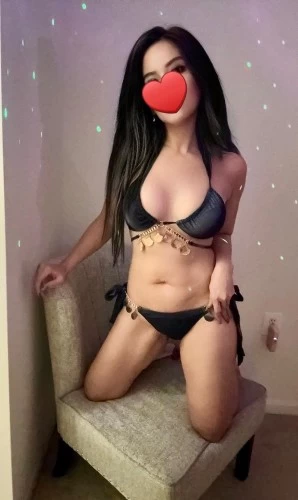 I’m Alin asian lady who turns a “relaxing massage”
